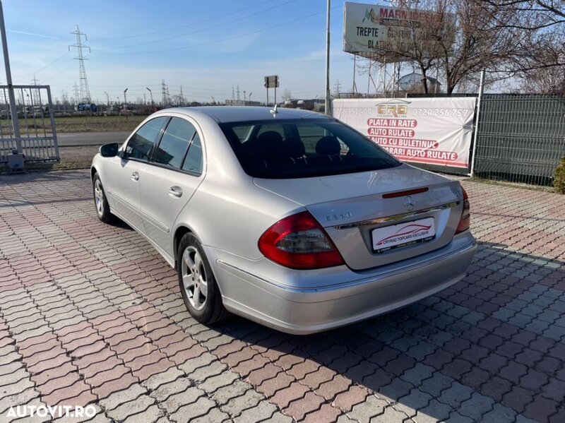 Mercedes-Benz E 220